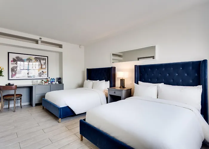 Clinton Hotel South Beach