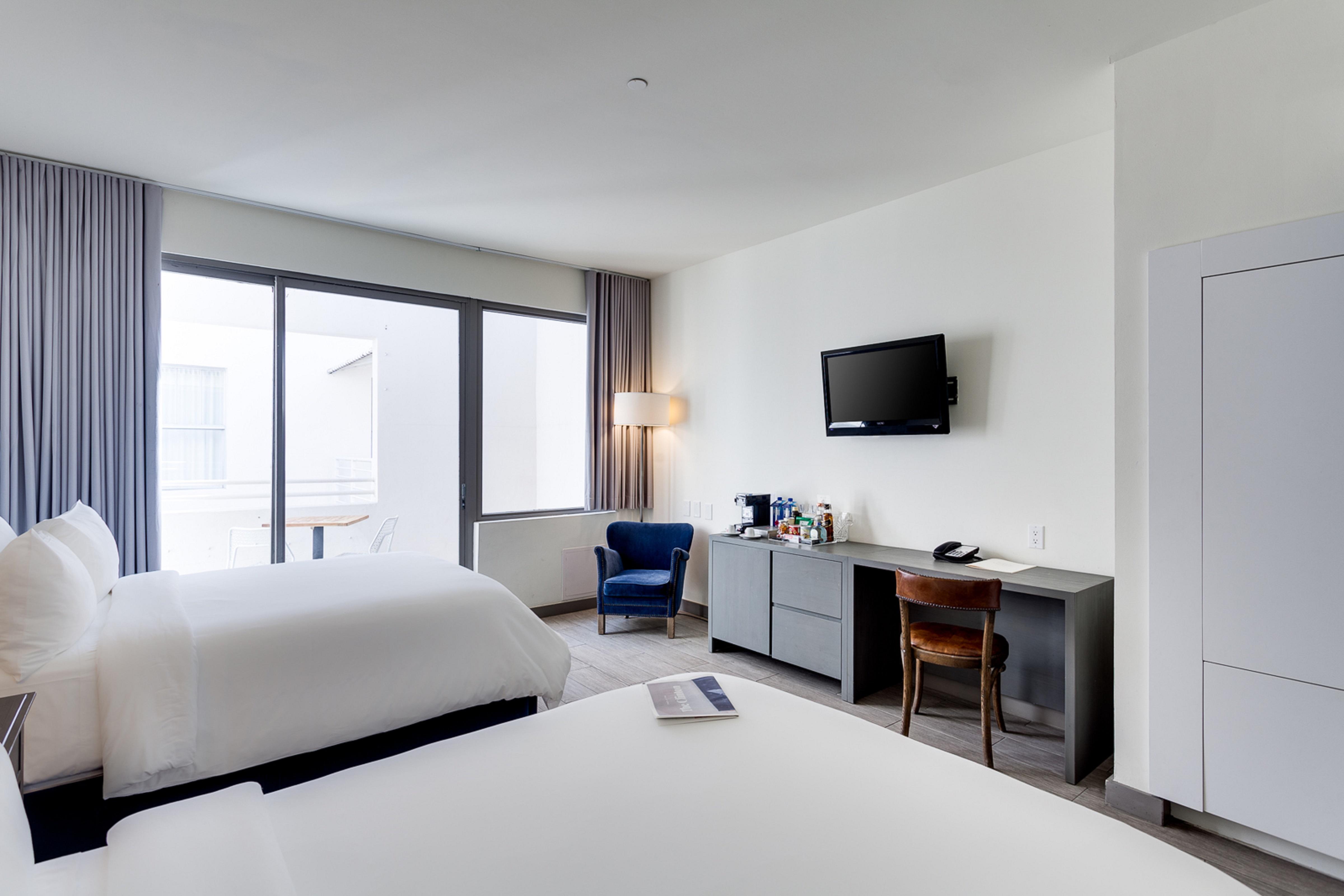 Hotel Clinton South Beach 4*